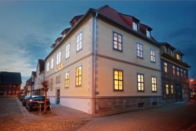 Hotel Am Markt Oebisfelde ภายนอก รูปภาพ