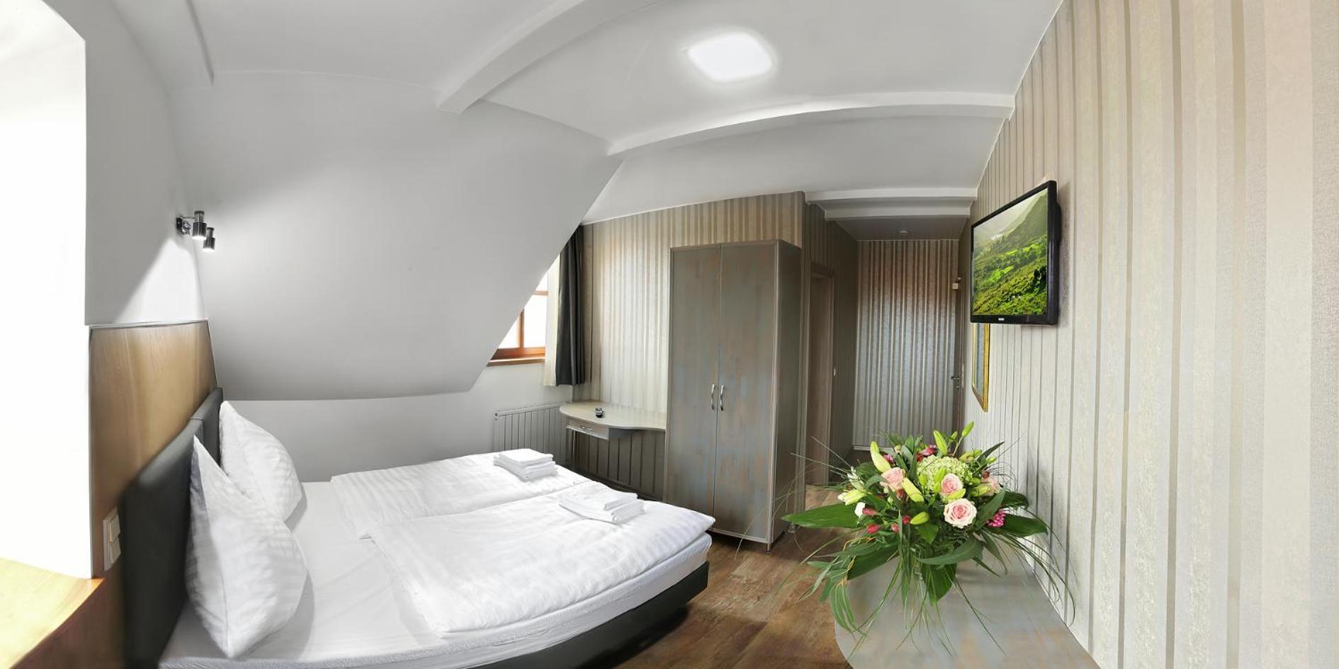 Hotel Am Markt Oebisfelde ภายนอก รูปภาพ